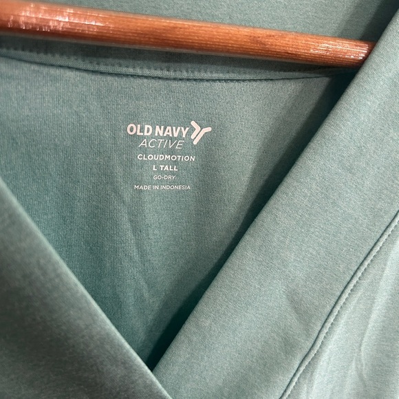 NWOT Old Navy Active Cloud Motion Large Tall Teal Sleeveless V-Neck Top. Go dry - Picture 8 of 11